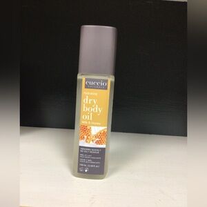 Cuccio Naturale Hydrating Dry Body Oil - Milk & Honey